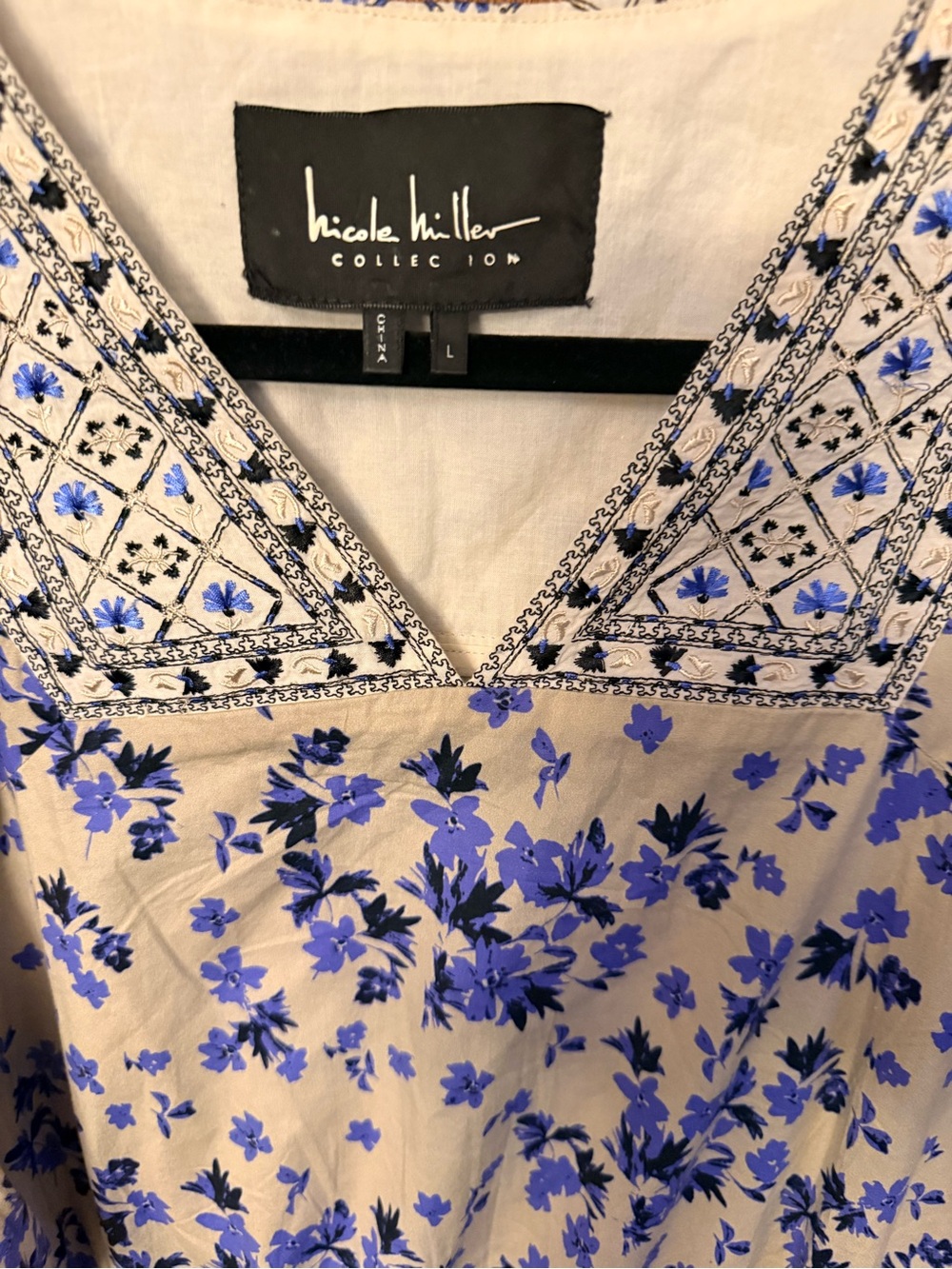 Nicole Miller Beige Tunic with Periwinkle Floral Print